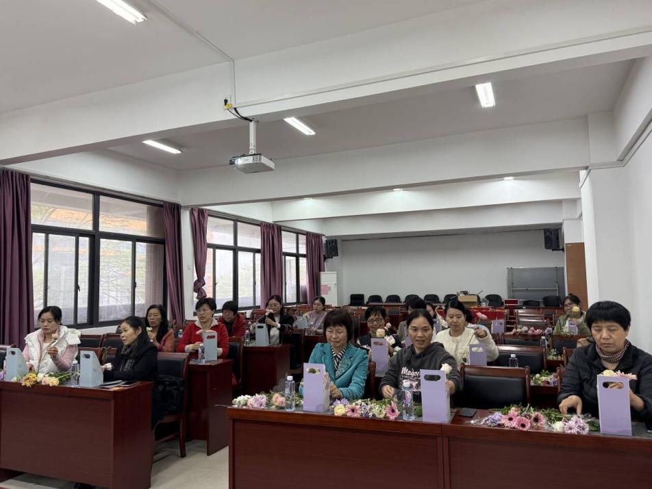 8({8A~FT@E7LL5Q)JLV)4%I_tmb